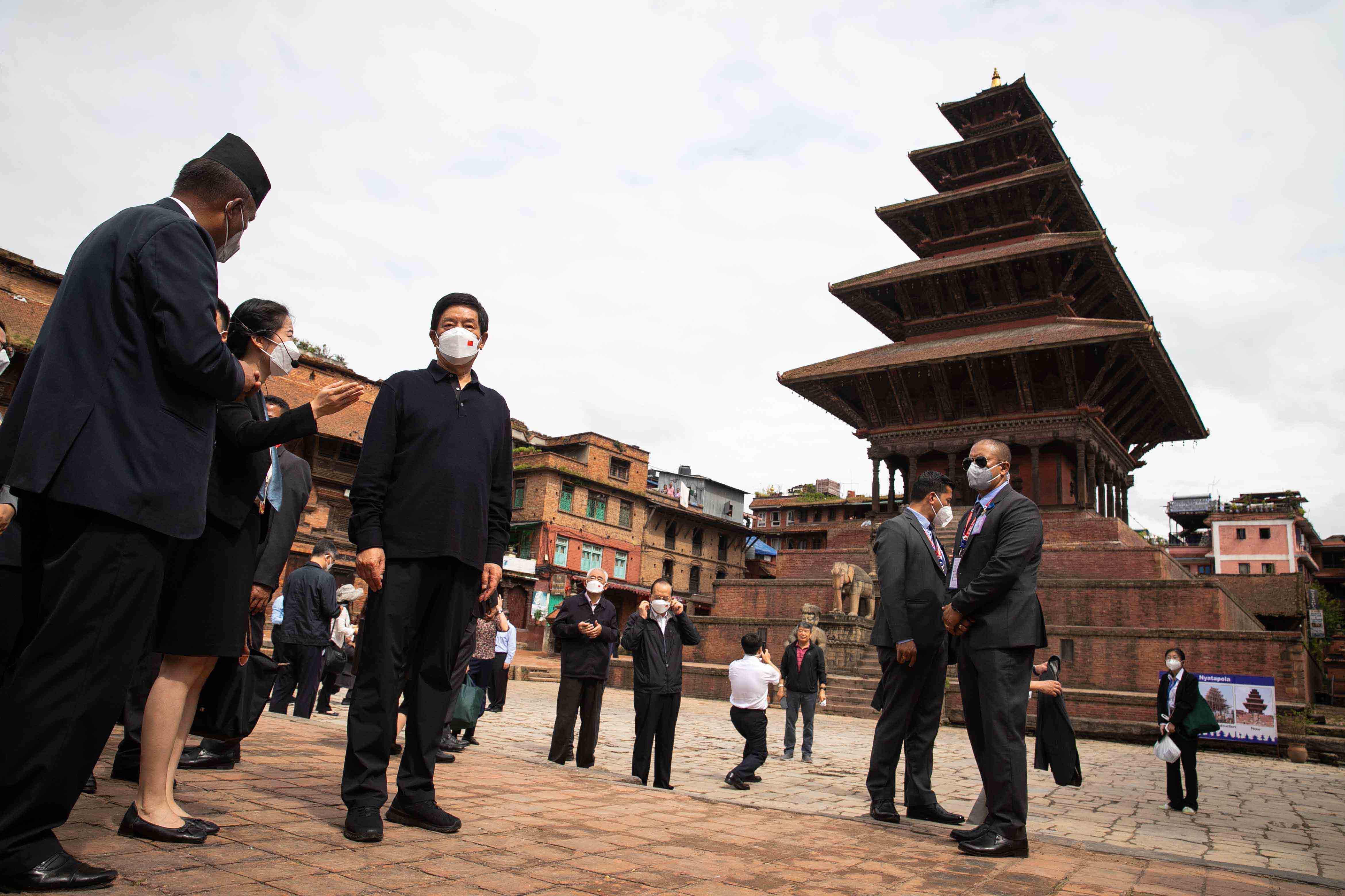 https://www.nepalminute.com/uploads/posts/Li Zhanshu Bhaktapur visit-Nepal Photo-Library (8)1663155292.jpg